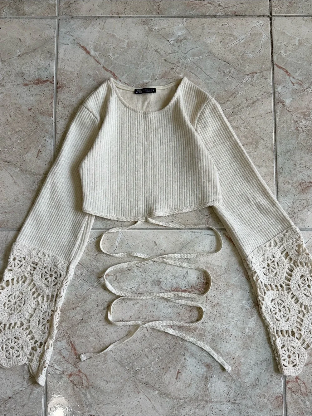 Zara Cream Crochet Lace Sleeve Crop Top